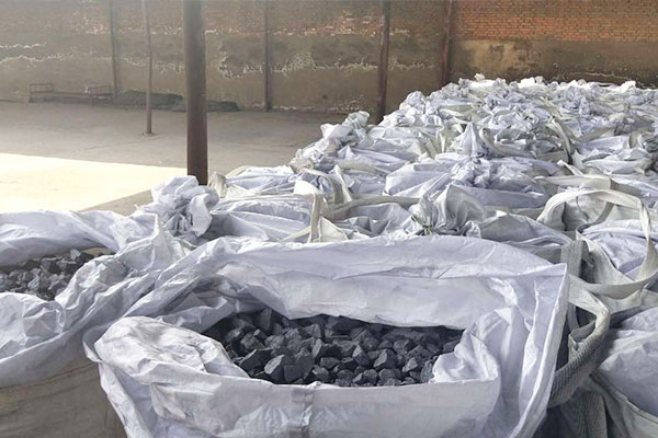 Packing of Calcium Silicon Lumps